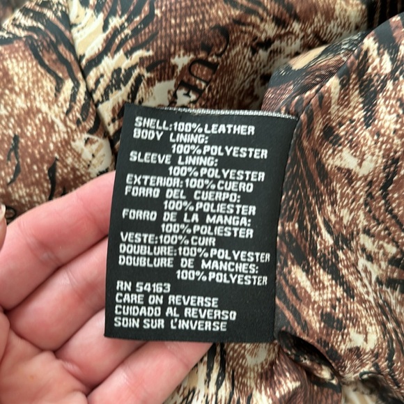 Guess leather jacket - Picture 7 of 7